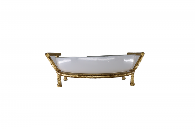 Cold and White Serving Dish 